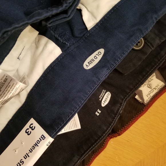 Old navy shorts - Picture 2 of 2